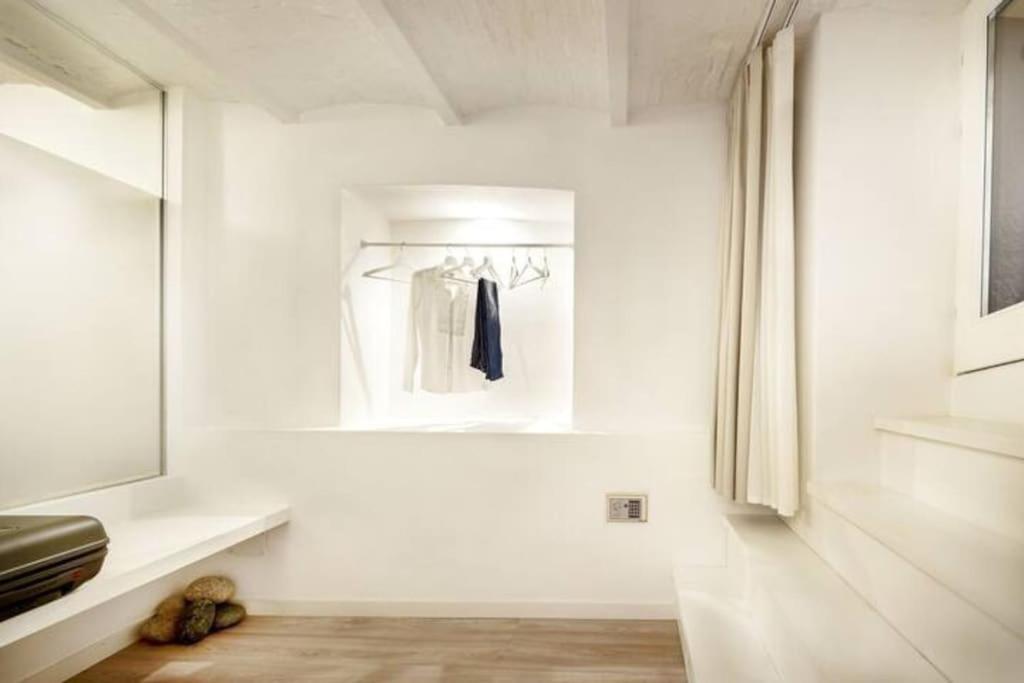 Apartment Vsg25 Nel Centro Di Cagliari Buitenkant foto