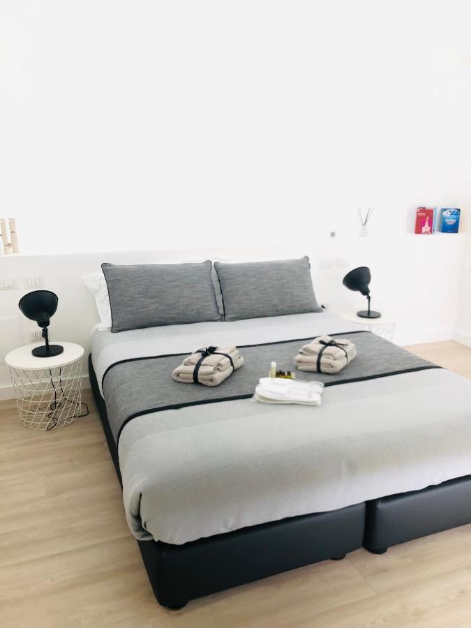 Apartment Vsg25 Nel Centro Di Cagliari Buitenkant foto